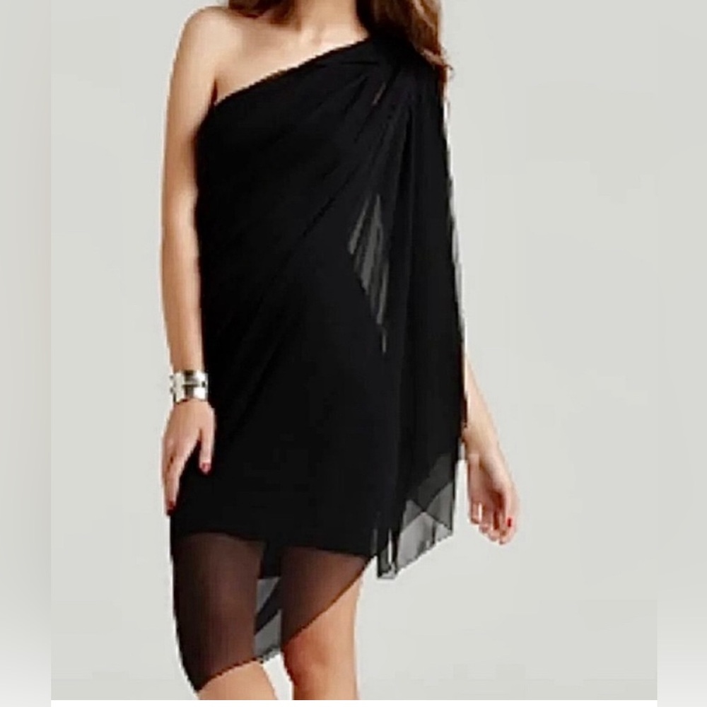 Alice+ Olivia one shoulder black dress Sz 4